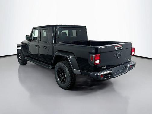 Black Clearcoat 2025 Jeep Gladiator Sport