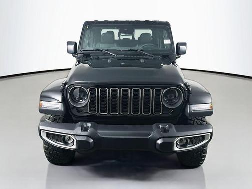 Black Clearcoat 2025 Jeep Gladiator Sport