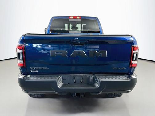 Patriot Blue Pearlcoat 2024 RAM 2500 Power Wagon