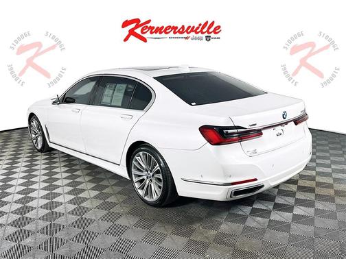 2021 BMW 750 i xDrive