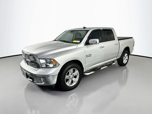 Bright Silver Metallic Clearcoat 2018 RAM 1500 Big Horn
