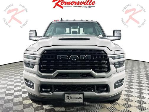 2026 RAM 3500 Limited Mega Cab 4x4 6'4' Box
