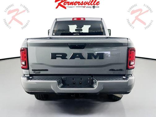 2026 RAM 2500 Big Horn Crew Cab 4x4 6'4' Box