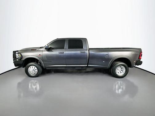 Granite Crystal Metallic Clearcoat 2021 RAM 3500 Laramie Crew Cab 4x4 8' Box