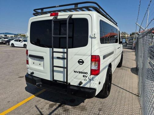 2017 Nissan NV Passenger NV3500 HD SV V6