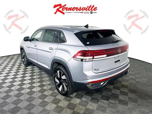 2024 Volkswagen Atlas Cross Sport 2.0T SE w/Technology 4MOTION