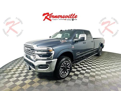 2025 RAM 3500 Limited Crew Cab 4x4 8' Box