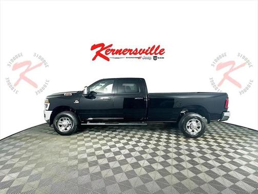 2025 RAM 2500 Tradesman Crew Cab 4x4 8' Box