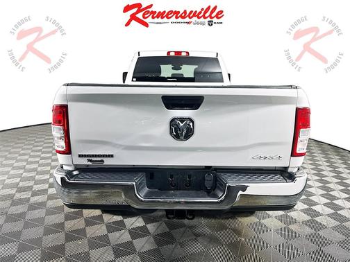 2024 RAM 2500 Big Horn Crew Cab 4x4 8' Box