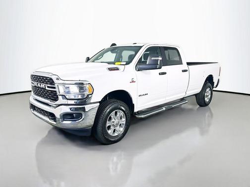 2024 RAM 2500 Big Horn Crew Cab 4x4 8' Box
