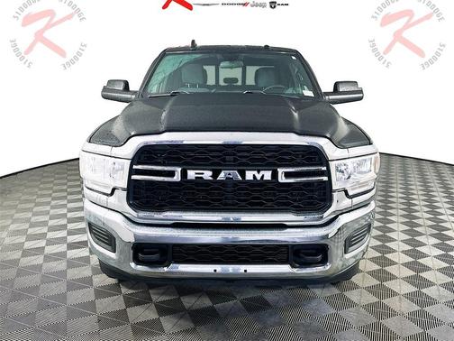 2021 RAM 2500 Tradesman Crew Cab 4x4 6'4' Box