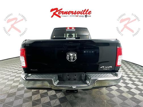 2021 RAM 2500 Tradesman Crew Cab 4x4 6'4' Box