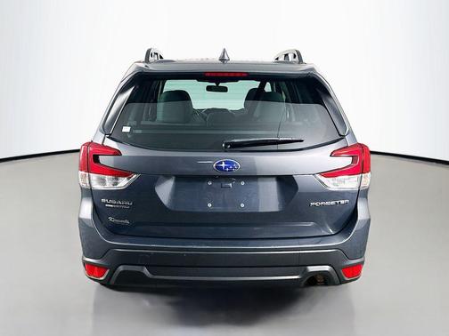 Magnetite Gray Metallic 2023 Subaru Forester Premium