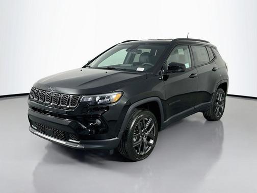 Diamond Black Crystal Pearlcoat 2026 Jeep Compass Limited