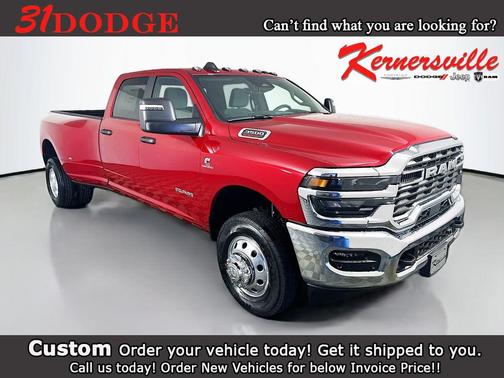 Molten Red Pearlcoat 2026 RAM 3500 Big Horn
