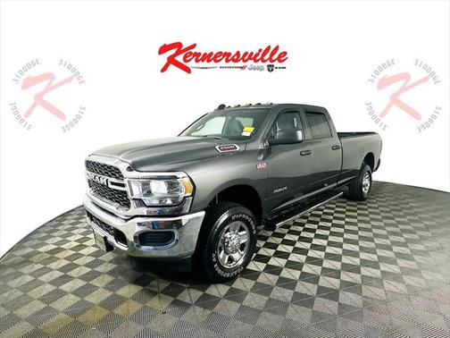 2022 RAM 2500 Tradesman Crew Cab 4x4 8' Box
