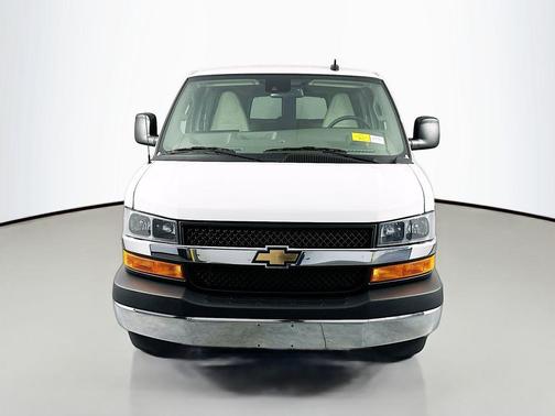 Summit White 2024 Chevrolet Express 3500 RWD 3500 Extended Wheelbase LT