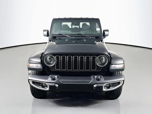 Black Clearcoat 2025 Jeep Gladiator Sport S