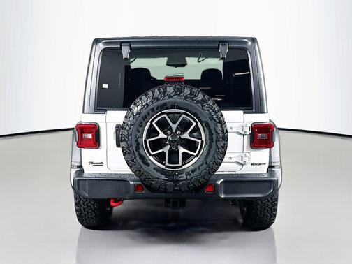 Bright White Clearcoat 2026 Jeep Wrangler Rubicon