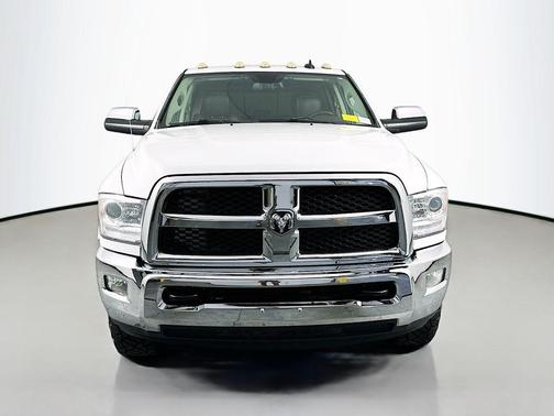Bright White Clearcoat 2013 RAM 2500 Laramie Longhorn