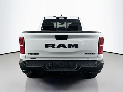 2026 RAM 1500 RHO Crew Cab 4x4 5'7' Box