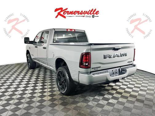 2025 RAM 3500 Big Horn Crew Cab 4x4 6'4' Box