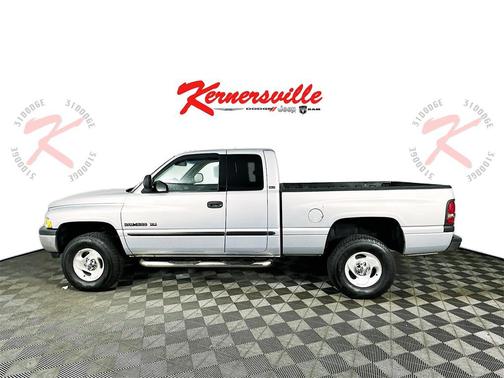 2001 Dodge Ram 1500 139 WB