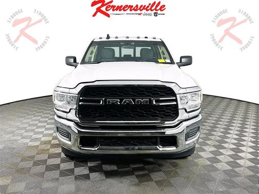 2020 RAM 2500 Tradesman Crew Cab 4X4 8' Box
