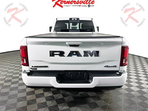 2025 RAM 3500 Laramie Crew Cab 4x4 8' Box