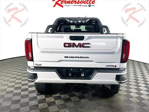 2023 GMC Sierra 2500 AT4
