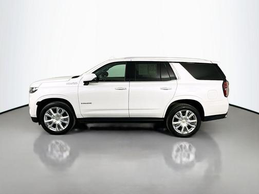 Iridescent Pearl Tricoat 2023 Chevrolet Tahoe 4WD High Country