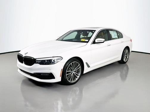 Alpine White 2018 BMW 530 530i