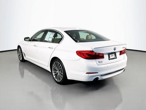 Alpine White 2018 BMW 530 530i