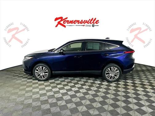 2021 Toyota Venza XLE