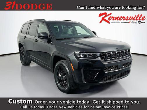 Diamond Black Crystal Pearlcoat 2026 Jeep Grand Cherokee L Altitude