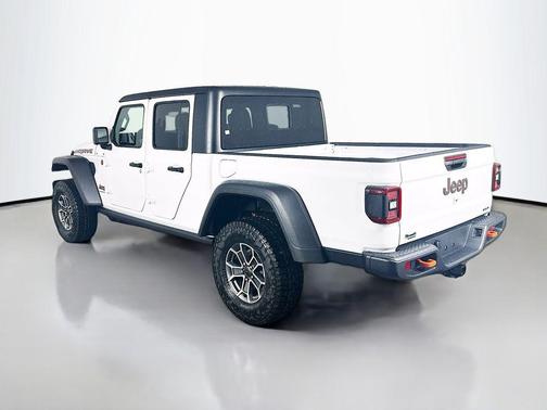 2026 Jeep Gladiator Mojave 4x4