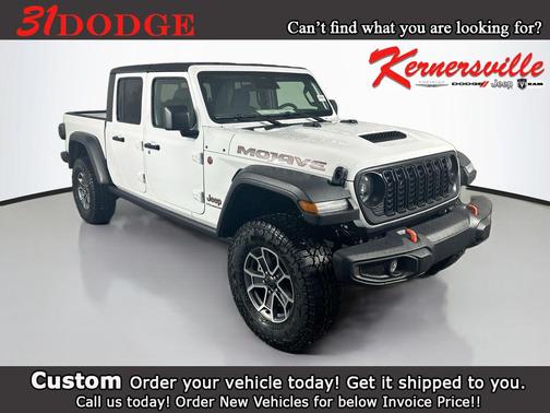 Bright White Clearcoat 2026 Jeep Gladiator Mojave 4x4