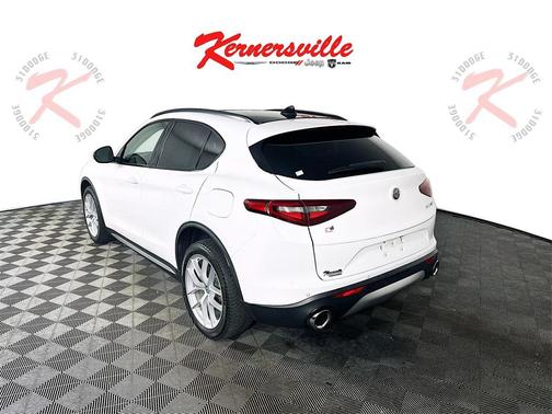 2019 Alfa Romeo Stelvio Sport