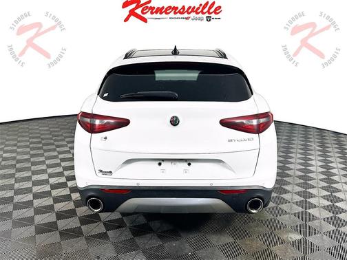 2019 Alfa Romeo Stelvio Sport