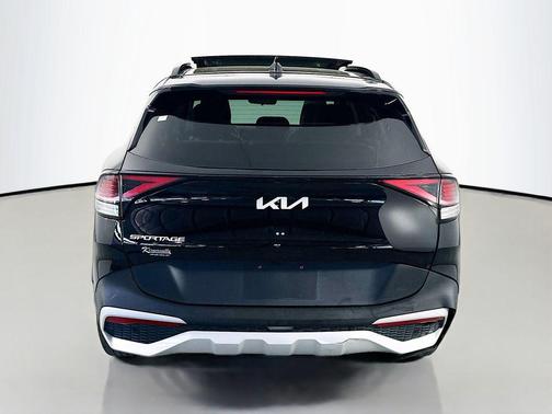 Ebony Black 2025 Kia Sportage EX
