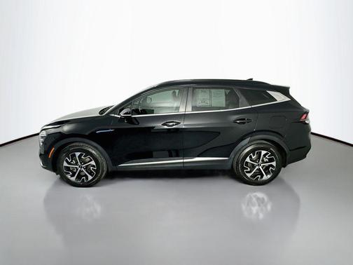 Ebony Black 2025 Kia Sportage EX