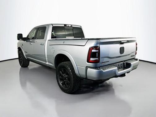 Billet Silver Metallic Clearcoat 2023 RAM 2500 Limited Crew Cab 4x4 6'4' Box