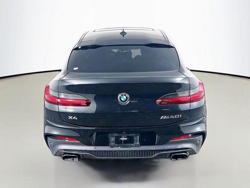 2021 BMW X4 M40i