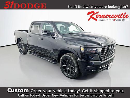 Diamond Black Crystal Pearlcoat 2026 RAM 1500 Laramie