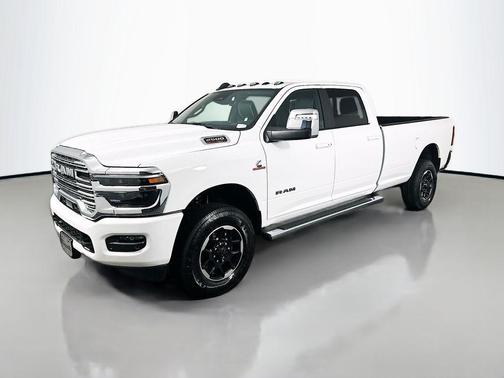 2025 RAM 2500 Laramie Crew Cab 4x4 8' Box