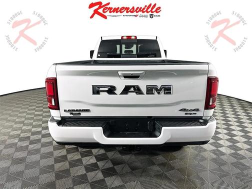 2025 RAM 2500 Laramie Crew Cab 4x4 8' Box
