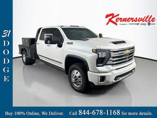 Iridescent Pearl Tricoat 2024 Chevrolet Silverado 3500 High Country