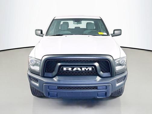 Bright White Clearcoat 2022 RAM 1500 Classic Warlock Crew Cab 4x4 5'7' Box