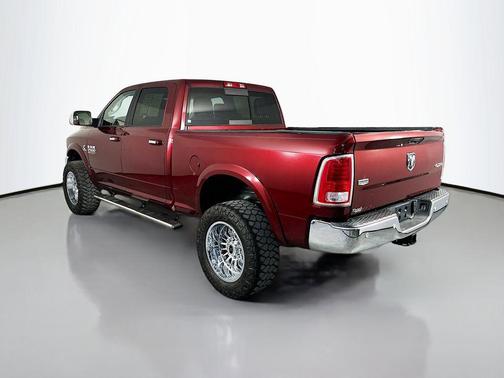 Delmonico Red Pearlcoat 2018 RAM 2500 Laramie Crew Cab 4x4 6'4' Box
