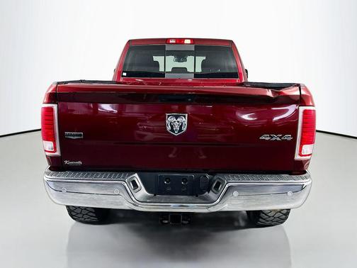 Delmonico Red Pearlcoat 2018 RAM 2500 Laramie Crew Cab 4x4 6'4' Box